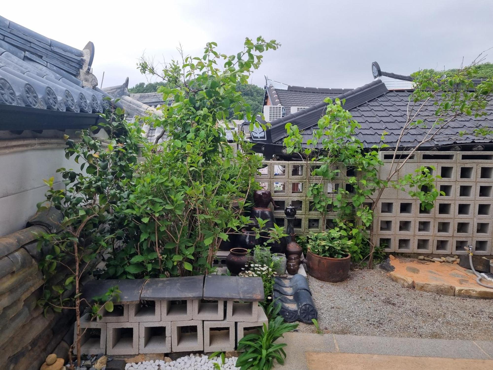 Sarangroo Hotel Jeonju Exterior foto