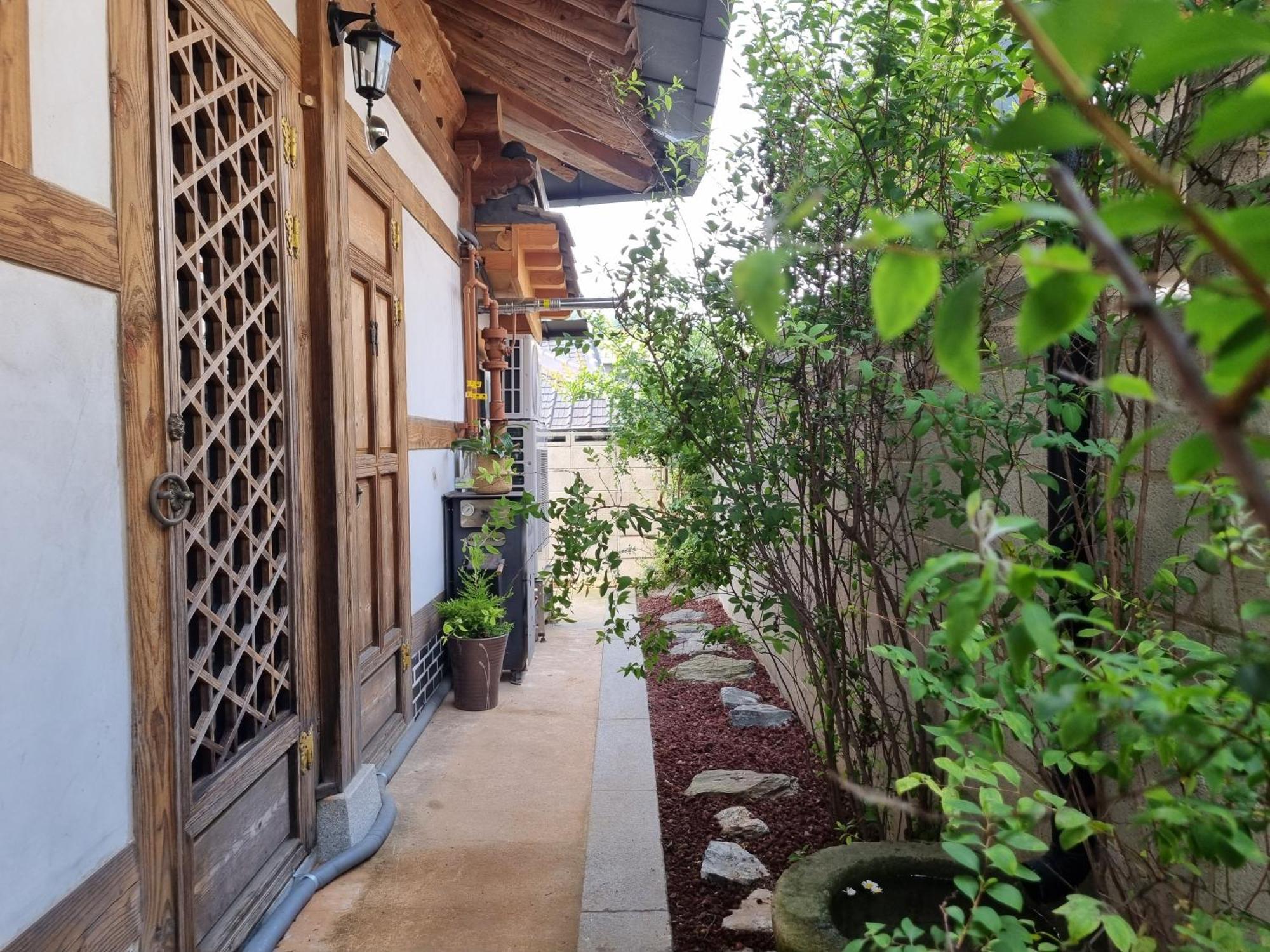 Sarangroo Hotel Jeonju Exterior foto