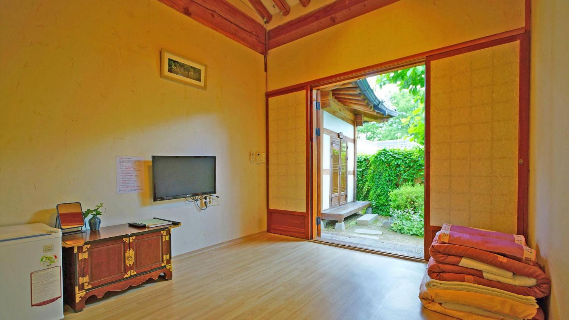 Sarangroo Hotel Jeonju Exterior foto