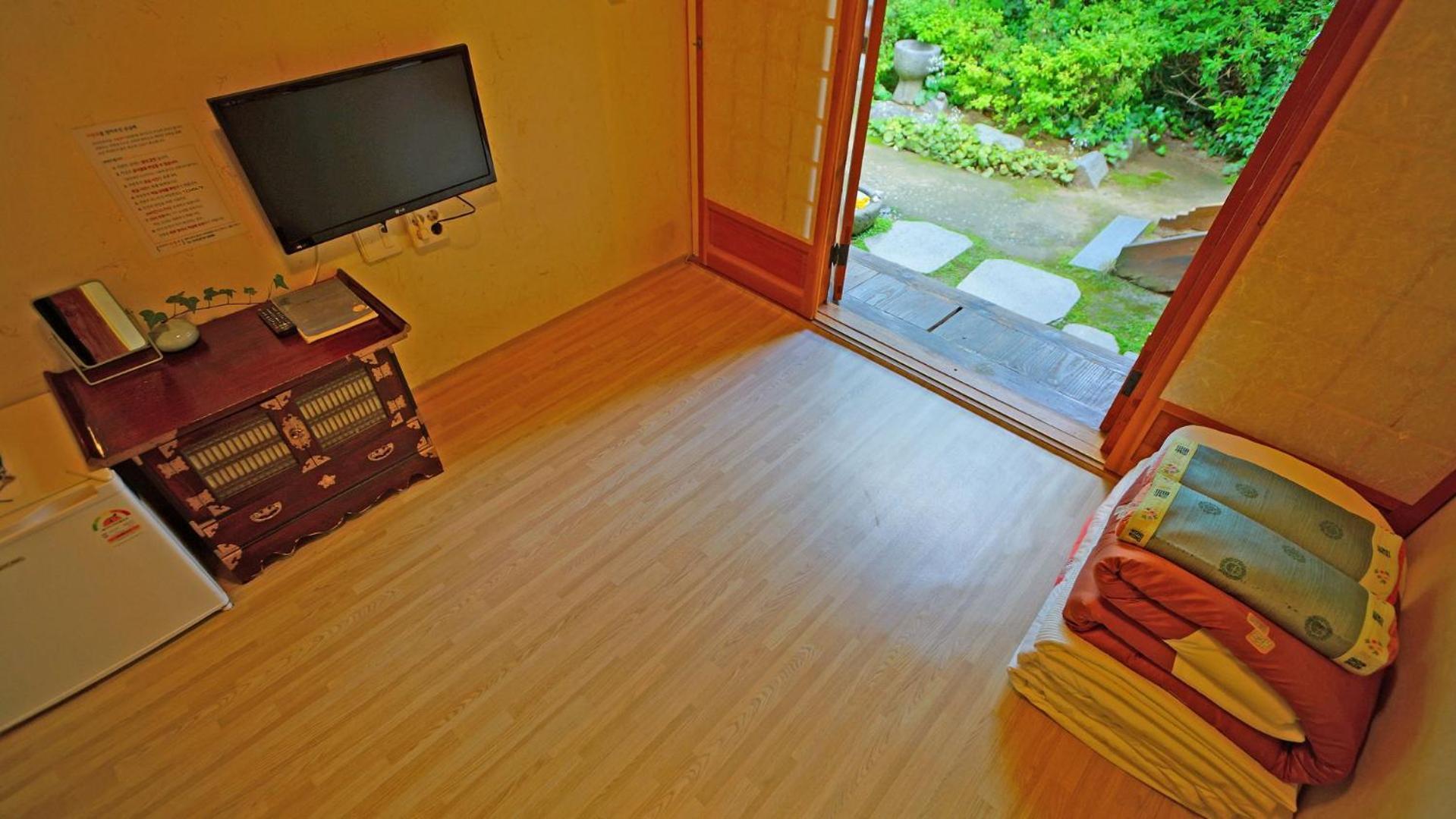 Sarangroo Hotel Jeonju Exterior foto