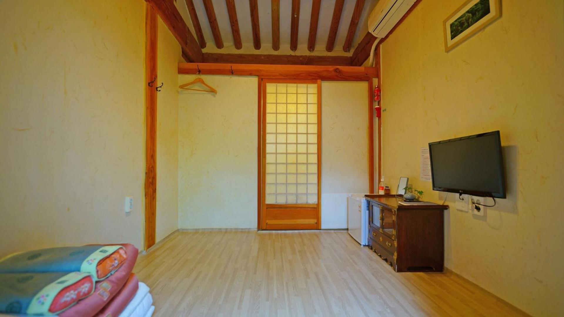 Sarangroo Hotel Jeonju Exterior foto